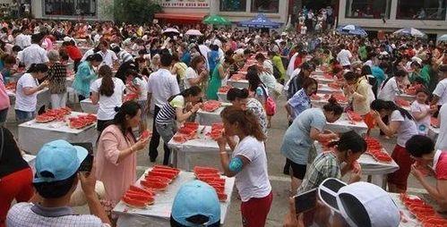 娱乐吃瓜场所有哪些人,揭秘明星幕后人生百态